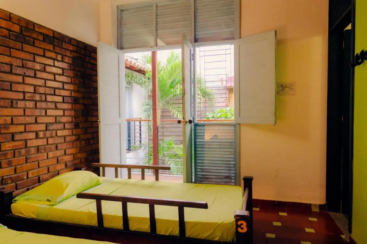 Aluna Hostel B&B Santa Marta  0*, Santa Marta (Magdalena)