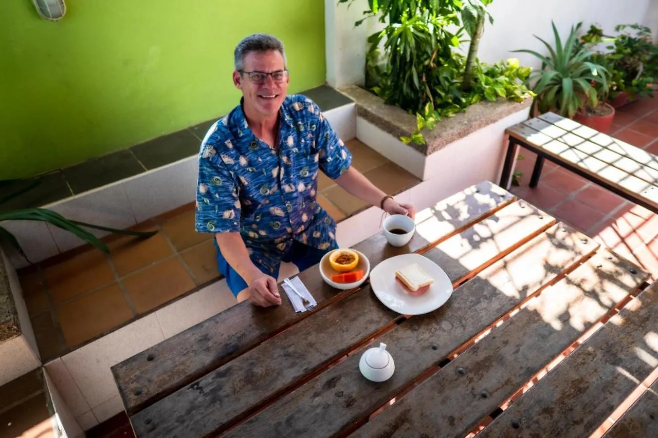 Aluna Hostel B&B Santa Marta